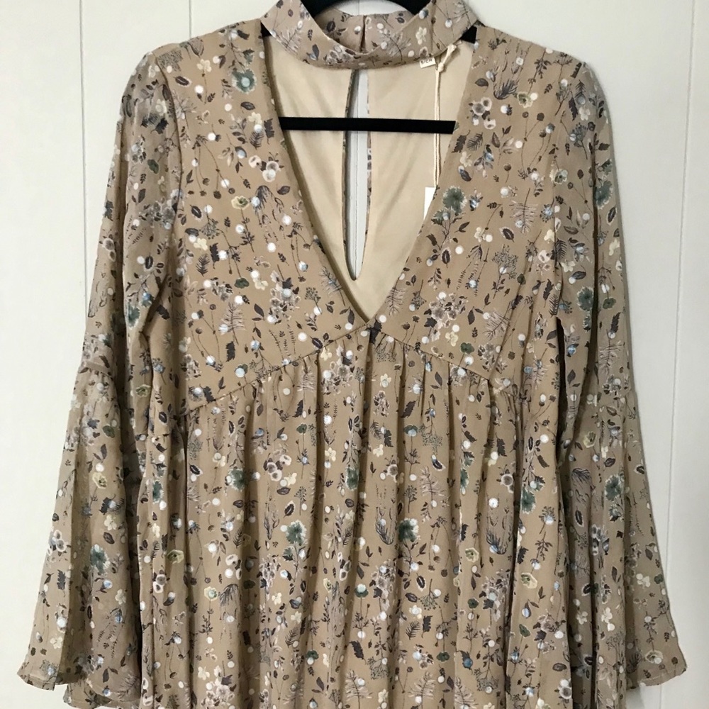 Bell Sleeve Floral Top